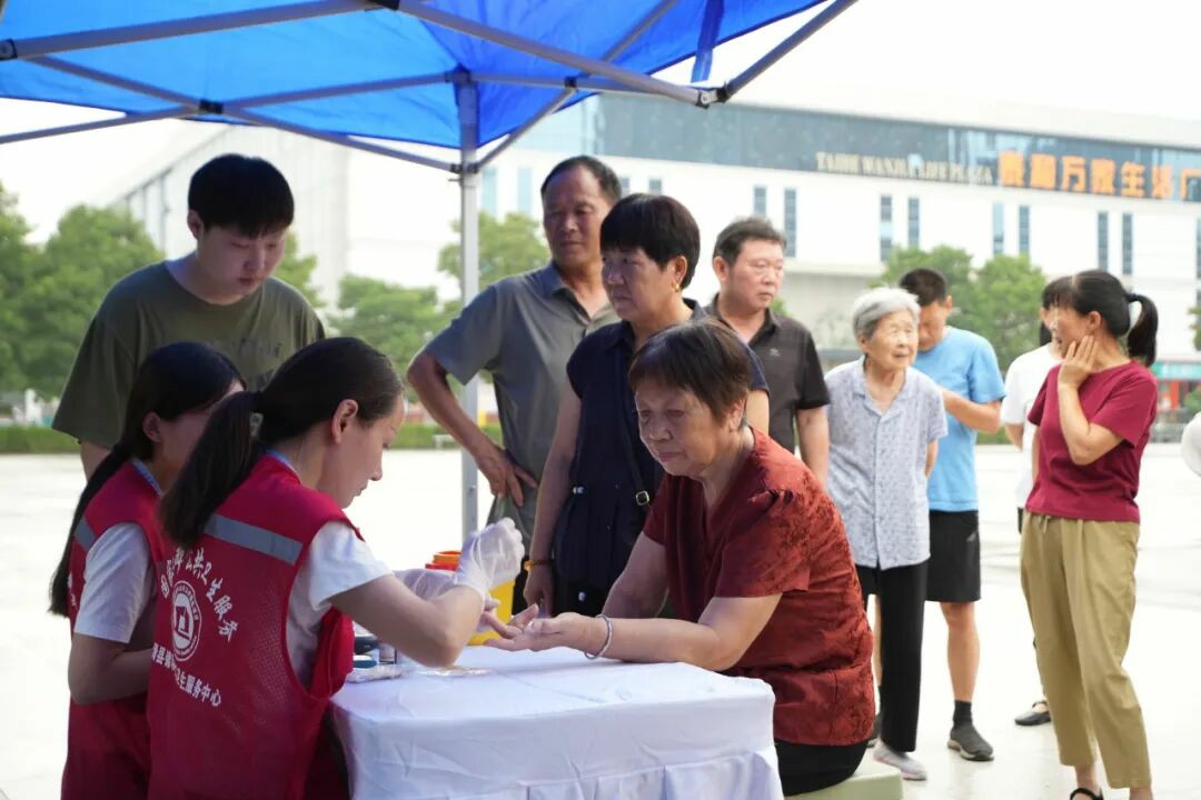 永盈会多形态巡回医疗车，助力常态化巡回医疗机制建立